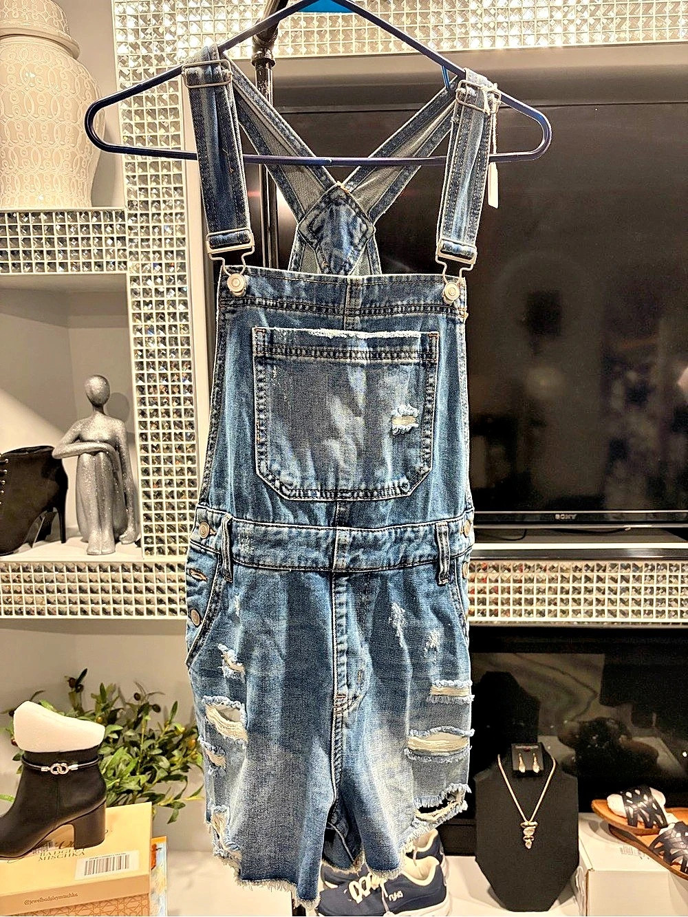 Altered State Distressed Denim Overall shorts in Blue. Size Small